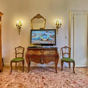 Venezianischer Palazzo Mit Kostenlosen Wlan Nähe Markusplatz Venedig